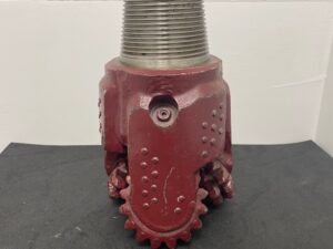 101-2021 (TRICONE BIT I.D.T. 7 7/8 STEEL TOOTH IADC 237 4 1/2 REG PIN ALLOY NOZZLES)