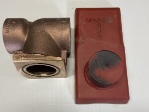 302-0009 (PITLESS ADAPTER 8J3 (lead free))